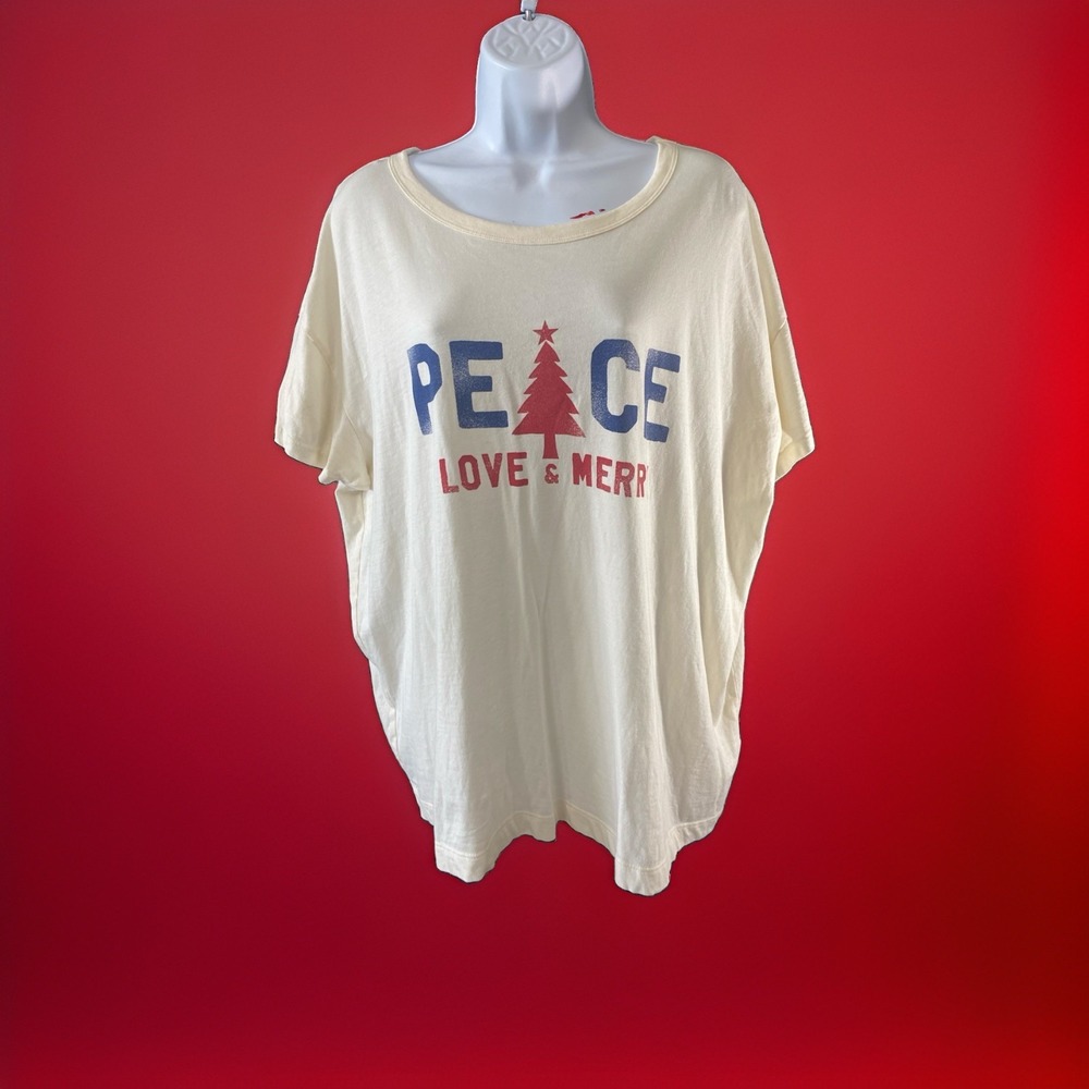 Old Navy Holiday Graphic T-Shirt XL Womens Peace Love Merry Christmas In July